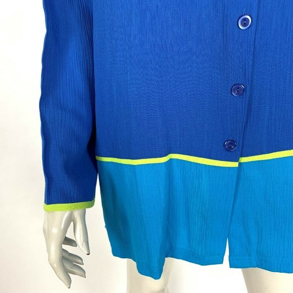 Diane Von Furstenberg Color Authority Blue Button - Picture 5 of 7